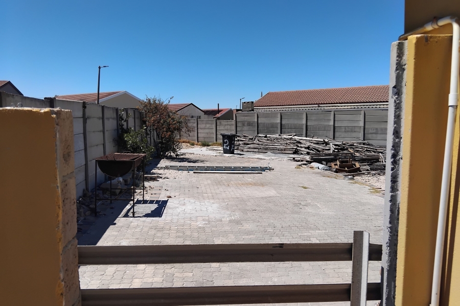 5 Bedroom Property for Sale in Strandfontein Western Cape